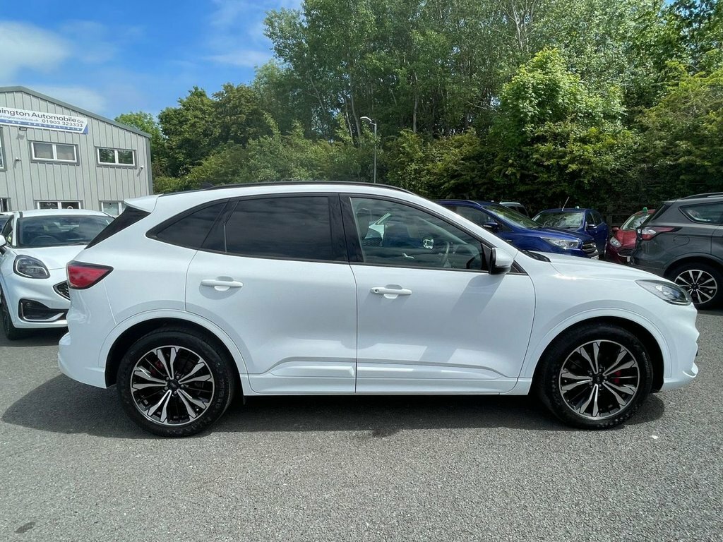 Ford Kuga 1.5L St-line X Edition SB22WXS White #2