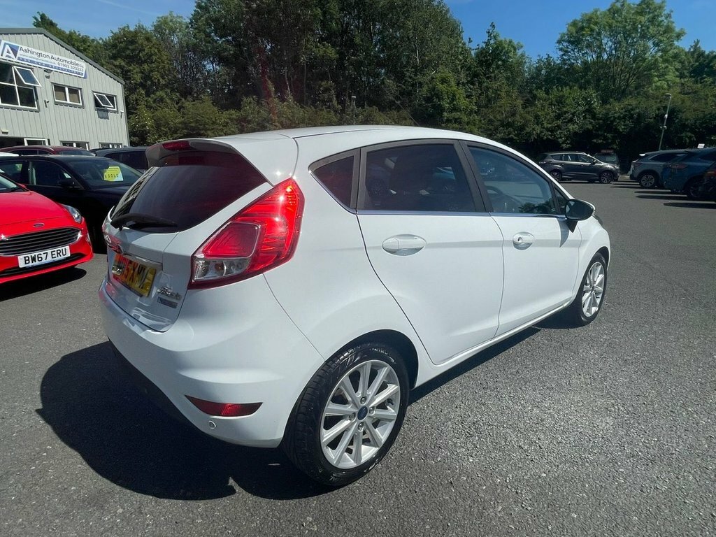 Ford Fiesta 1L Titanium MD15XYW White #3