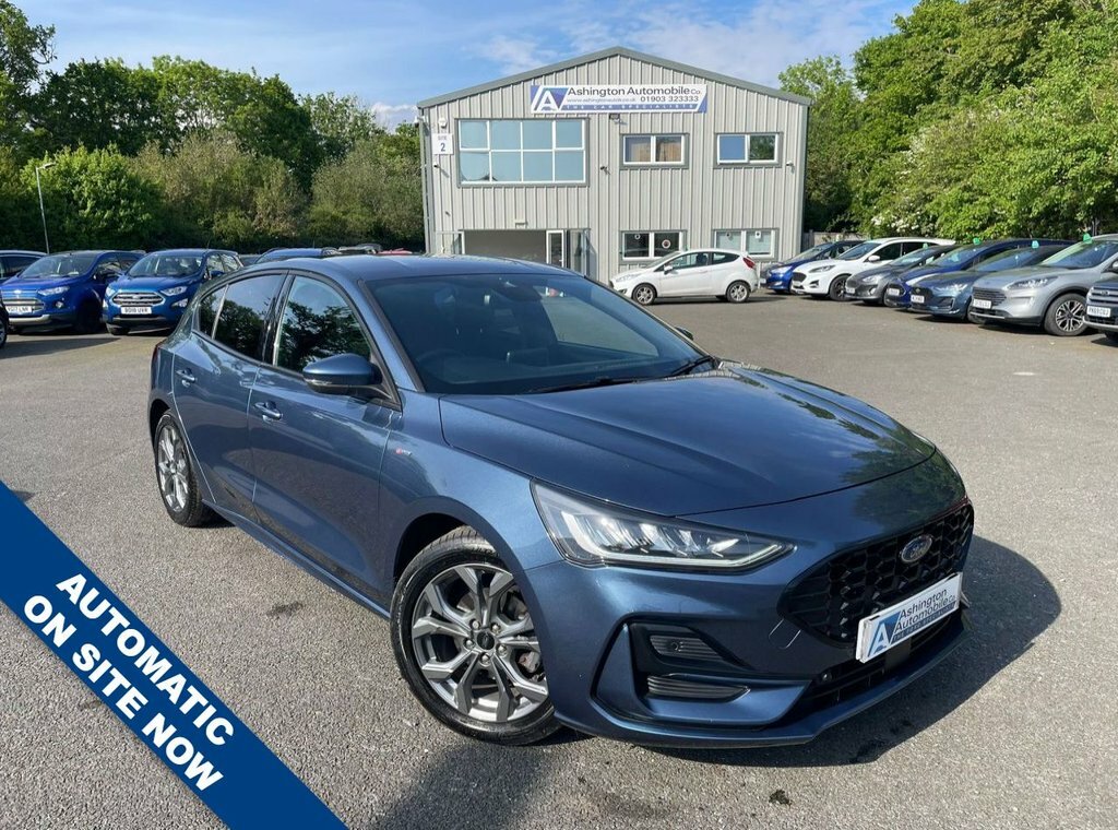 Ford Focus 1L St-line Style Blue