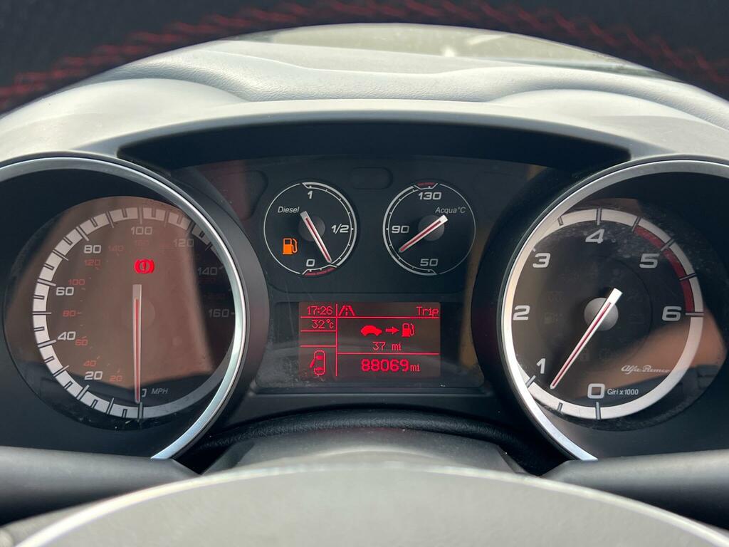 Alfa Romeo Giulietta Tb Multiair Sportiva Nav Tct Red #32