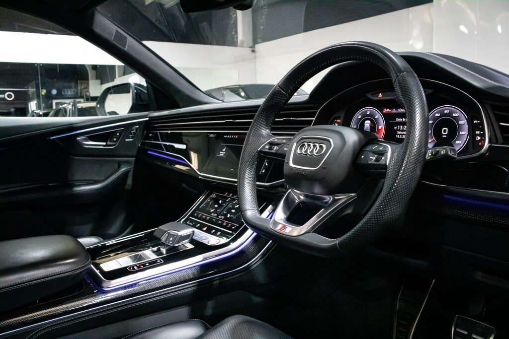 Audi SQ8 4L Vorsprung Black #19