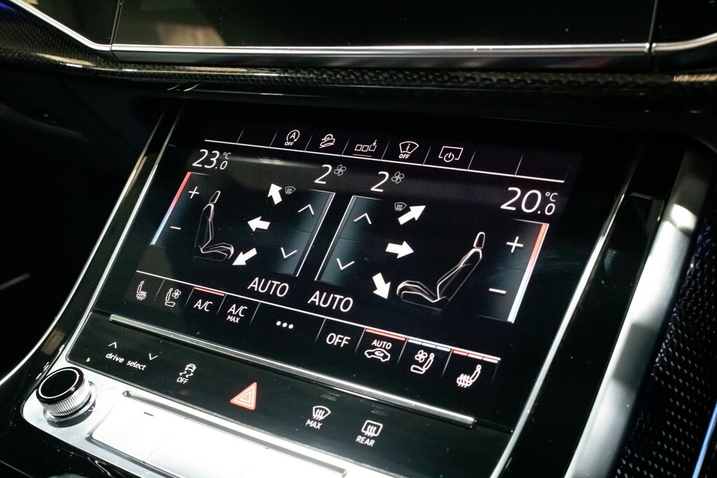 Audi SQ8 4L Vorsprung Black #41