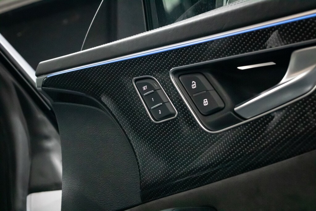 Audi SQ8 4L Vorsprung Black #14