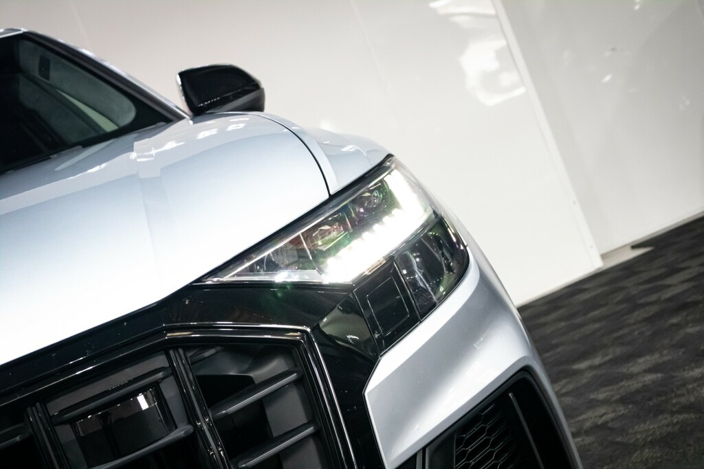 Audi SQ8 4L Vorsprung Black #7
