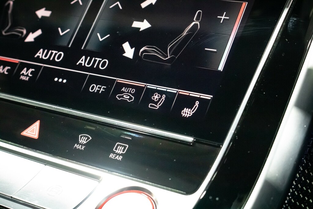 Audi SQ8 4L Vorsprung Black #42