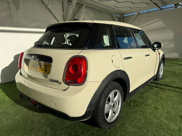 Mini Hatch 2016 1.5 Cooper D Euro 6 Ss LO16VUS White #6