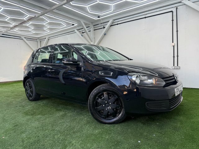 Volkswagen Golf 2011 1.2 Tsi S Euro 5 FY11NBL Black #4
