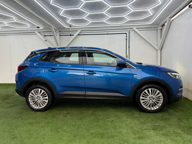 Vauxhall Grandland X 2019 1.5 Turbo D Blueinjection Tech Line Nav Euro VU68EOR Blue #2