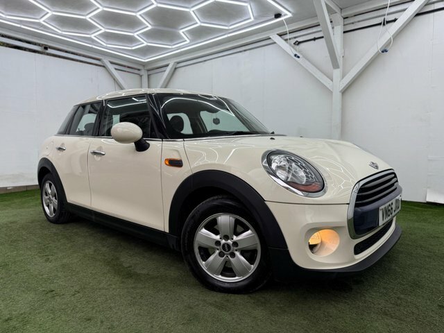 Mini Hatch 2016 1.5 Cooper Euro 6 Ss VN66JXD White #4