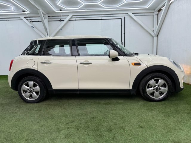 Mini Hatch 2016 1.5 Cooper Euro 6 Ss VN66JXD White #5