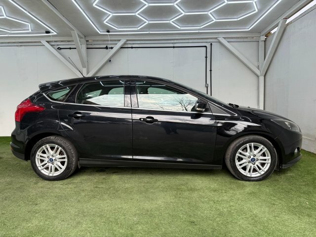 Ford Focus 2013 1.6 Tdci Econetic Titanium Euro 5 Ss BF13UTE Black #2