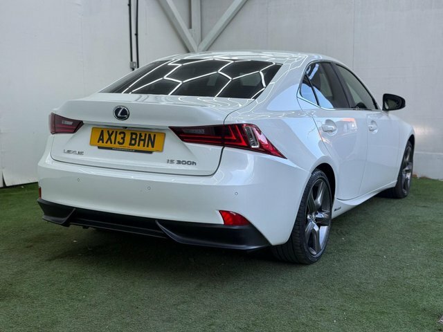 Lexus IS 2013 2.5 300H Premier E-cvt Euro 5 Ss AX13BHN White #6