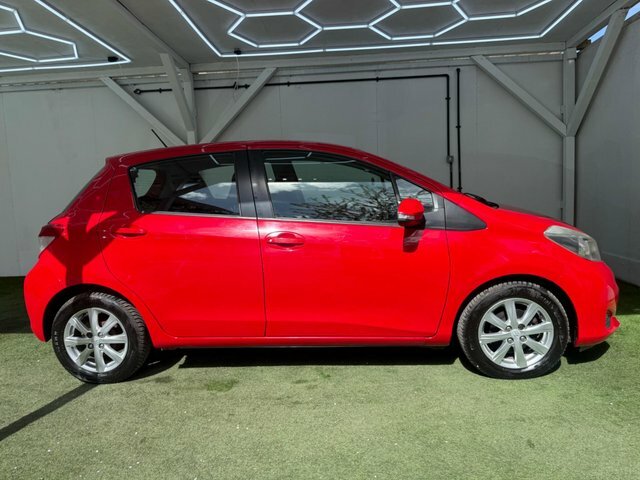 Toyota Yaris 2013 1.33 Dual Vvt-i Tr Euro 5 RK63YZF Red #2