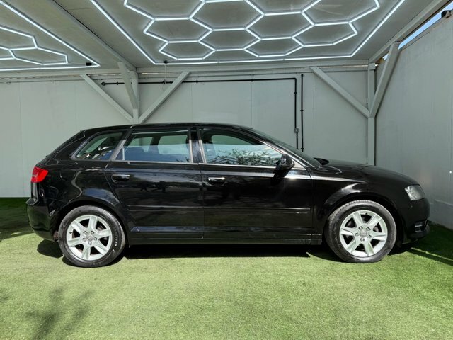 Audi A3 2011 1.6 Tdi Se Sportback Euro 5 Ss LL11NUM Black #2