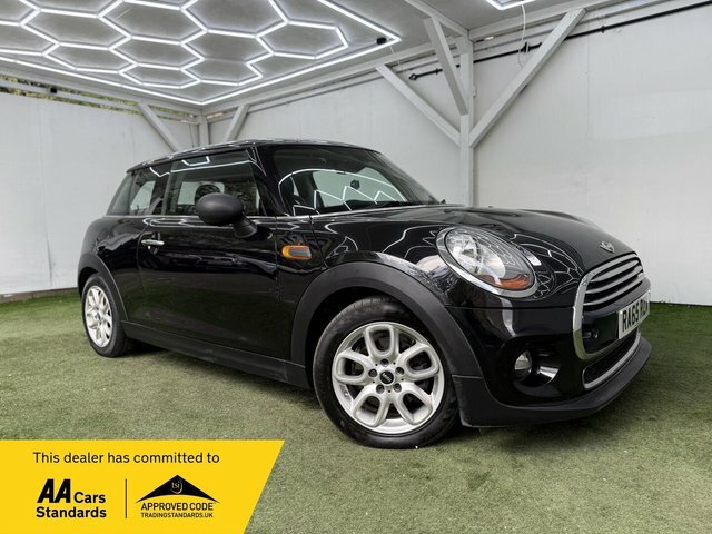 Mini Hatch 2015 1.5 Cooper Euro 6 Ss Black