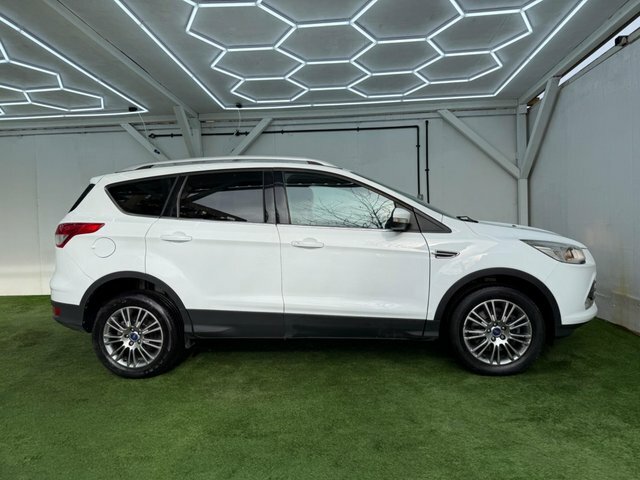 Ford Kuga 2014 2.0 Tdci Titanium Powershift Awd Euro 5 GF64BKO White #5