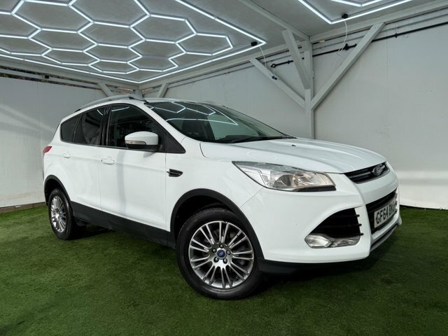 Ford Kuga 2014 2.0 Tdci Titanium Powershift Awd Euro 5 GF64BKO White #4