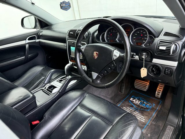 Porsche Cayenne 2005 4.5 S Tiptronic S Awd VX55PXS Black #3