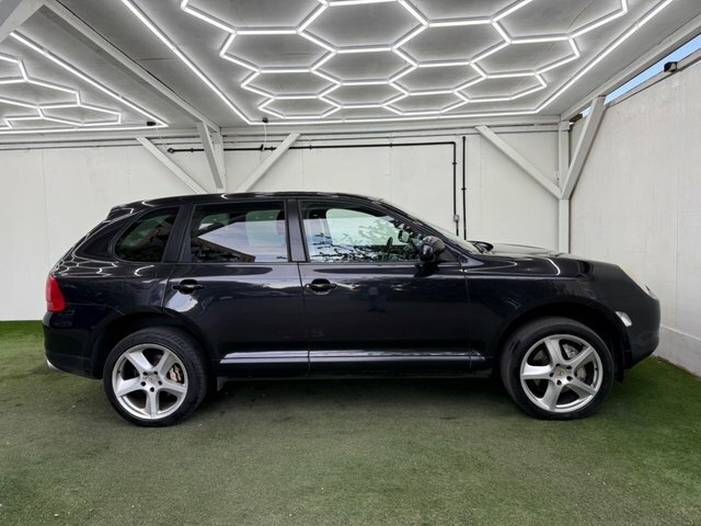 Porsche Cayenne 2005 4.5 S Tiptronic S Awd VX55PXS Black #2