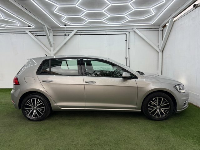 Volkswagen Golf 2017 1.6 Tdi Bluemotion Tech Se Nav Euro 6 Ss 5 RJ17CXC Silver #5