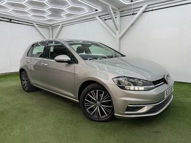 Volkswagen Golf 2017 1.6 Tdi Bluemotion Tech Se Nav Euro 6 Ss 5 RJ17CXC Silver #4