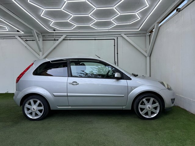 Ford Fiesta 2008 1.25 Zetec Climate KR08FXU Silver #5