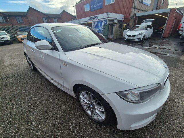 BMW 1 Series 2.0 120D M Sport Euro 5 S S YG61YWP White #5