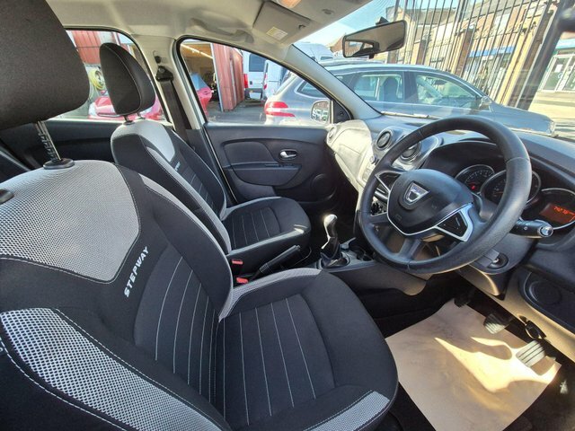 Dacia Sandero Stepway 0.9 Tce Essential Euro 6 S S CE68OKA White #6