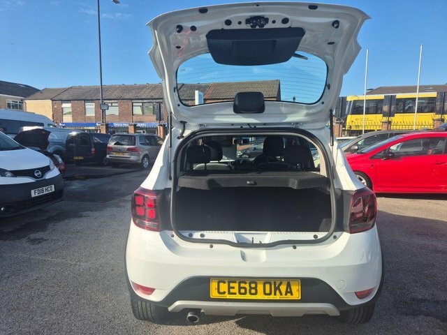 Dacia Sandero Stepway 0.9 Tce Essential Euro 6 S S CE68OKA White #3