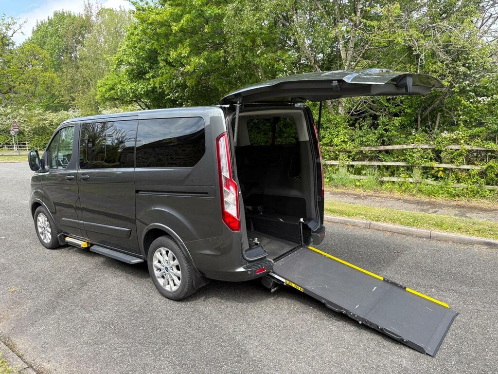 Ford Tourneo Custom Minibus 2.0 310 Ecoblue Titanium L1 Euro 6 S Grey