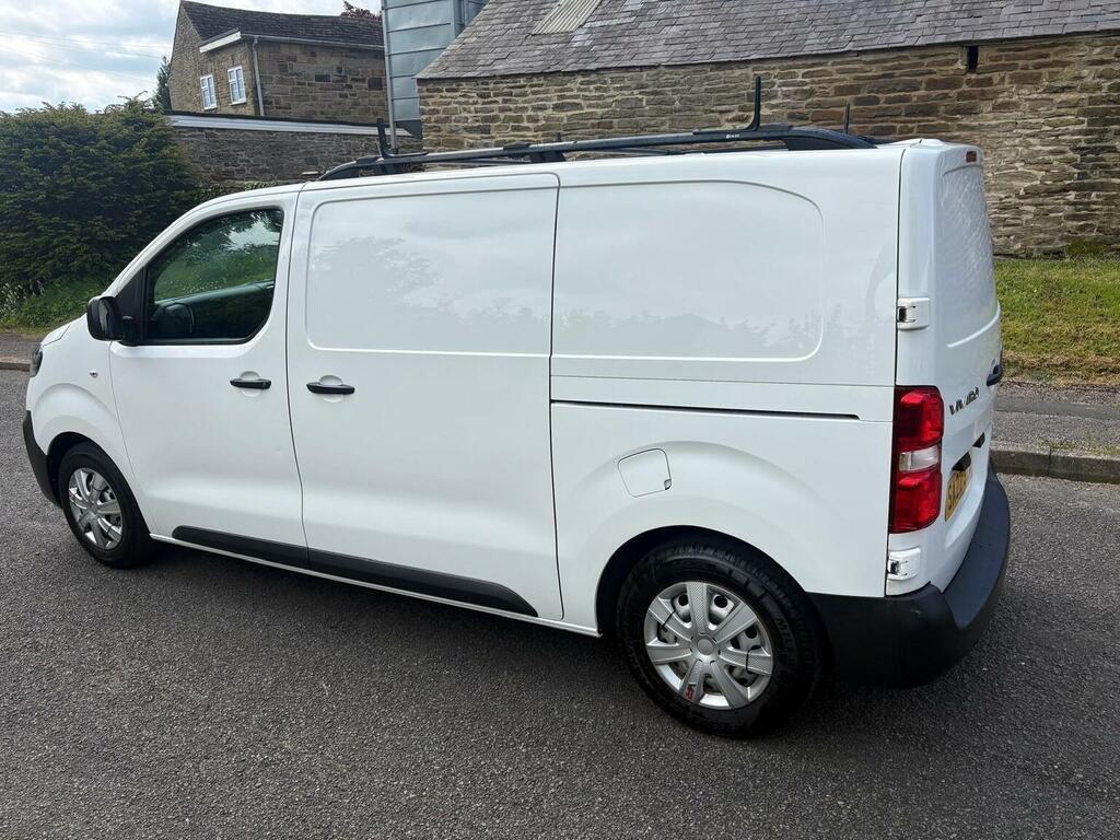 Vauxhall Vivaro Panel Van 1.5 Turbo D 2700 Dynamic L1 H1 Euro 6 S TEMP643 White #3