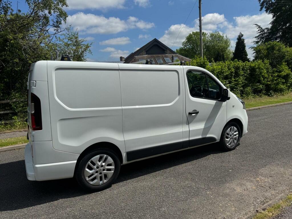 Renault Trafic Panel Van 2.0 Dci Energy 28 Sport Nav Swb Standard TEMP277 White #3