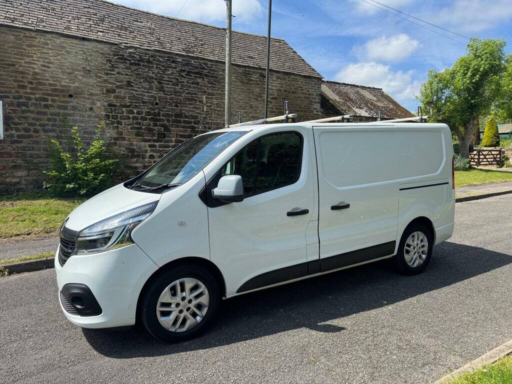 Renault Trafic Panel Van 2.0 Dci Energy 28 Sport Nav Swb Standard White