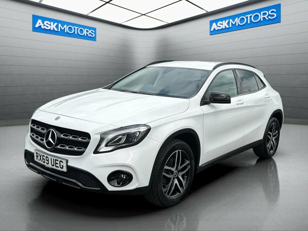 Mercedes-Benz GLA Class 1.6L Urban Edition White