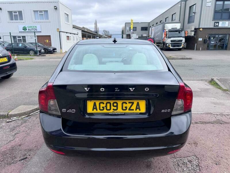 Volvo S40 2.0D Se Powershift Euro Black #4