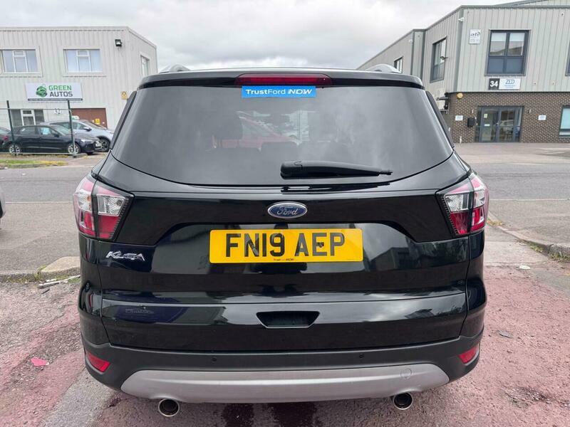 Ford Kuga 1.5T Ecoboost Titanium Edition FN19AEP Black #4