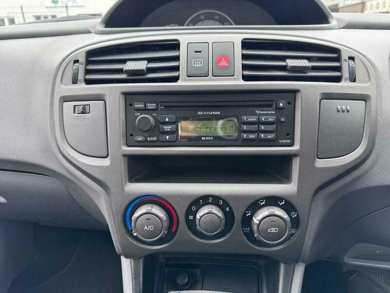 Hyundai Matrix 1.8 Cdx Euro 4 Black #16
