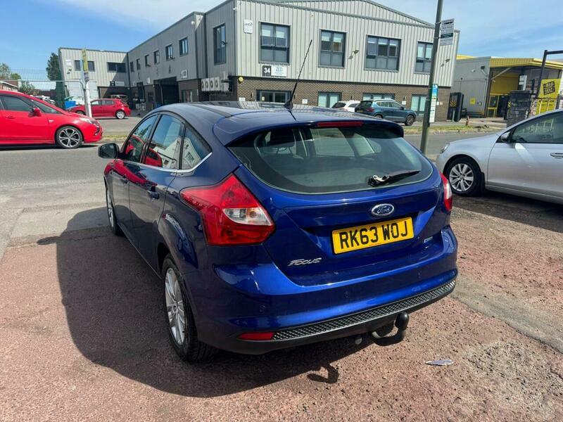 Ford Focus 1.0T Ecoboost Titanium Navigator RK63WOJ Blue #4