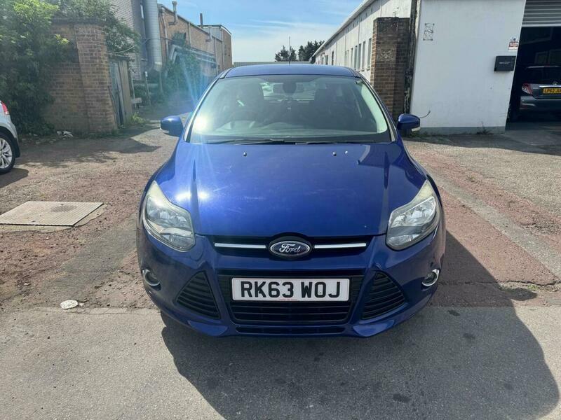 Ford Focus 1.0T Ecoboost Titanium Navigator RK63WOJ Blue #2