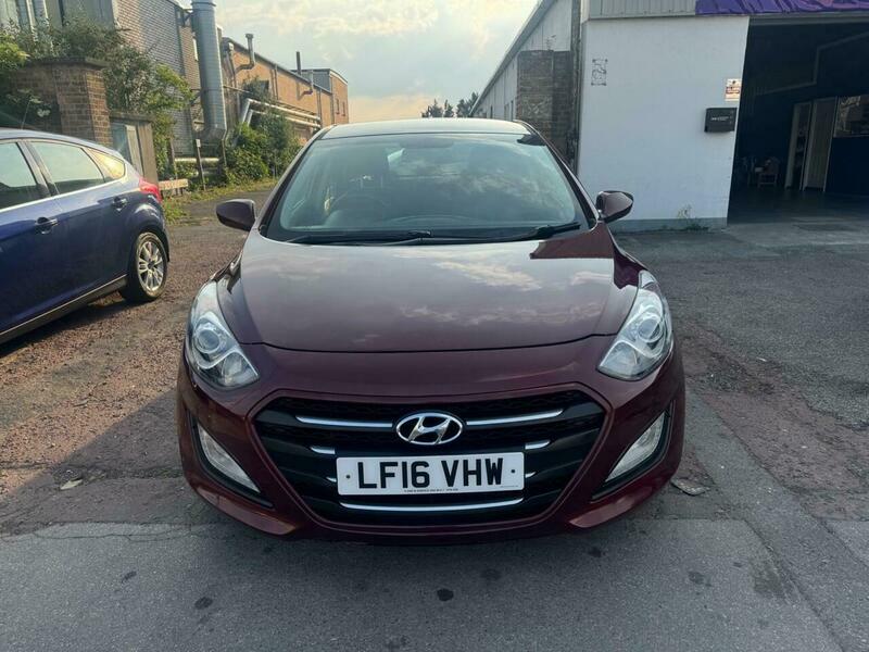 Hyundai I30 1.6 Se Euro Red #2