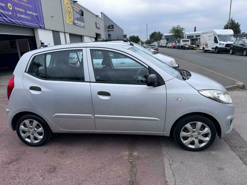 Hyundai I10 1.2 Classic Euro 5 NJ12VOG Silver #2
