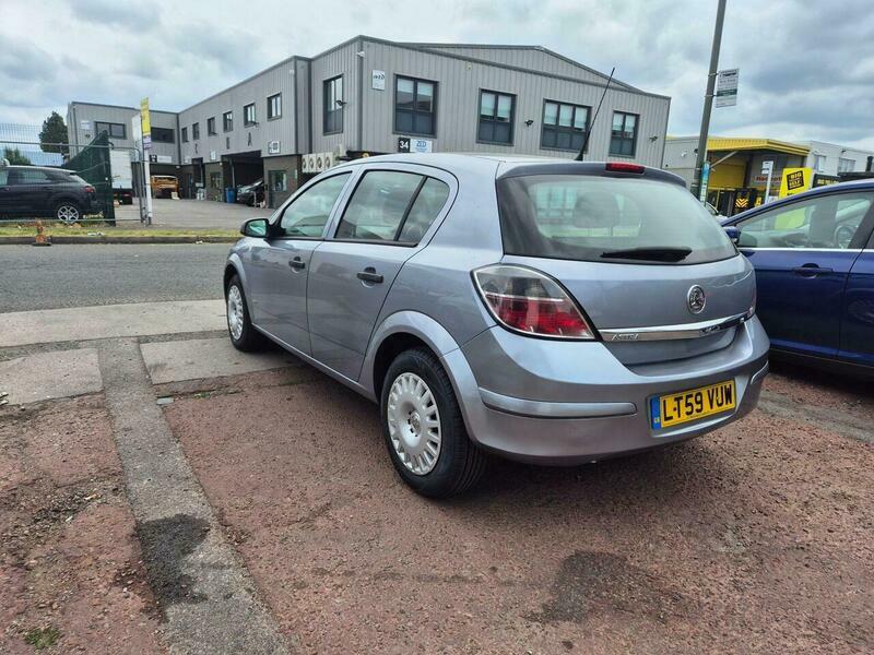 Vauxhall Astra 1.8I 16V Life LT59VUW Silver #4
