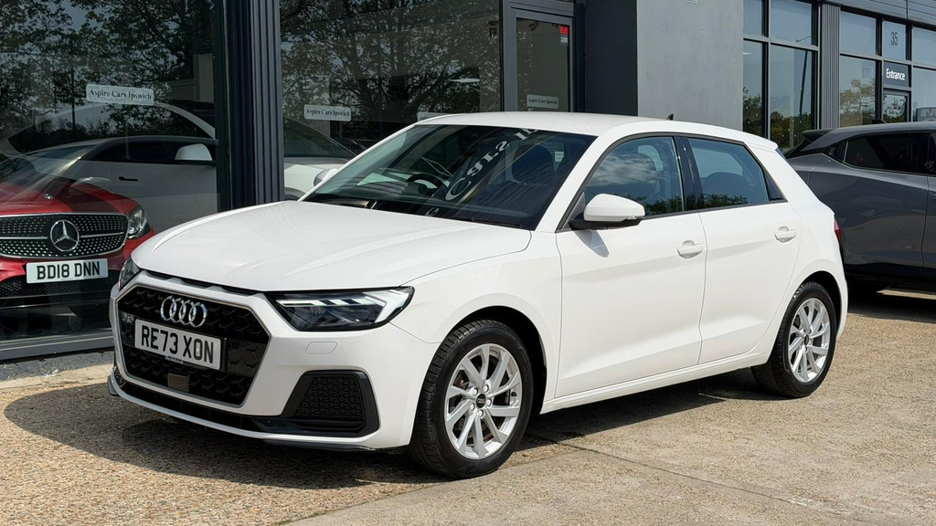 Audi A1 1.0 Tfsi 25 Sport Sportback Euro 6 Ss RE73XON  #2