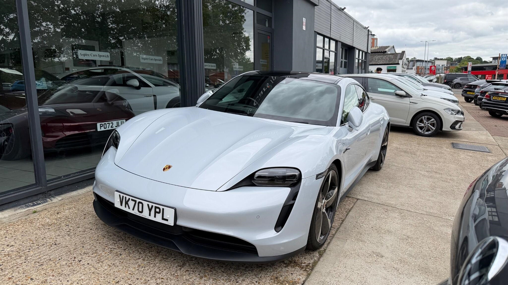 Porsche Taycan Performance Plus 93.4Kwh 4S 4Wd VK70YPL Grey #2