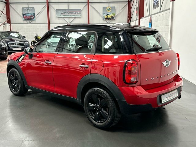 Mini Countryman 1.6 Cooper Suv Euro 6 Ss 122 Red #2