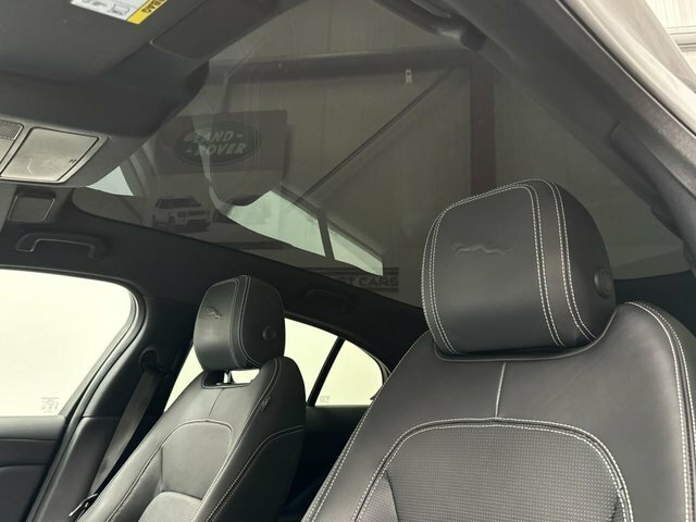 Jaguar I-Pace 400 90Kwh Black Suv 4Wd 400 Ps CN22XKW Grey #2