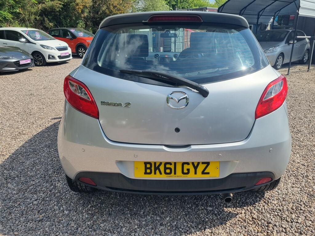Mazda 2 Hatchback 1.3 Tamura 2011 Silver #5