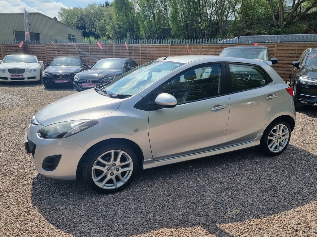 Mazda 2 Hatchback 1.3 Tamura 2011 Silver #4
