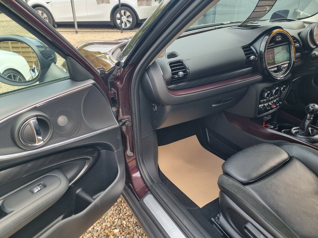 Mini Clubman Estate 2.0 Cooper S All4 Clubman 2017 RE17BBU Red #6