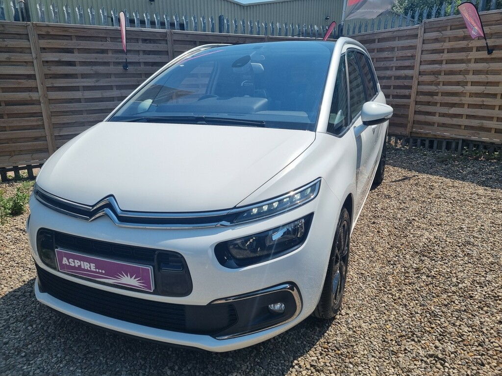 Citroen Grand C4 Picasso Mpv 1.2 Puretech Flair 2018 White #2